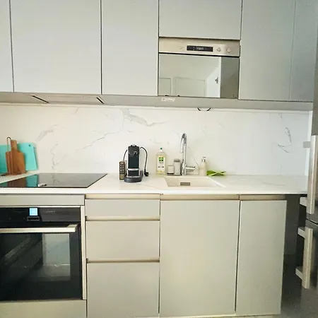 Deluxe Studio 650M Near Arc De Triomphe *