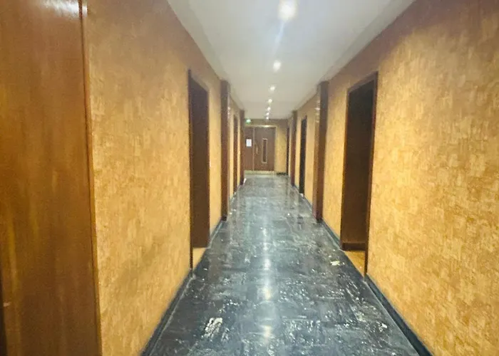 Deluxe Studio 650M Near Arc De Triomphe Apartment Paris
