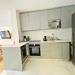Deluxe Studio 650M Near Arc De Triomphe פריז